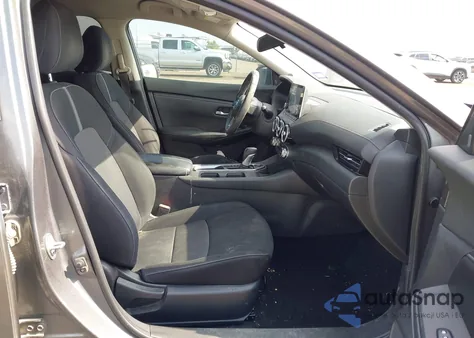 2020 Nissan Sentra Sv Xtronic Cvt z USA, uszkodzony, nr VIN 3N1AB8CV6LY302233